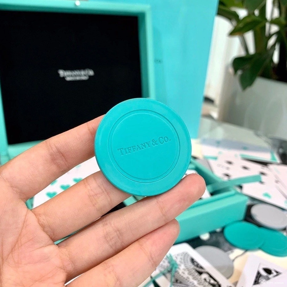 TIFFANY CO POKER SET & 0729
